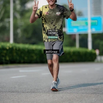 Runner Photo 6882531