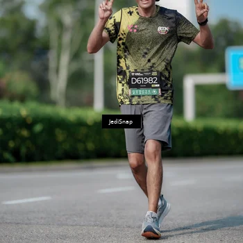 Runner Photo 6882543