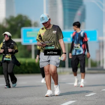 Runner Photo 6882559