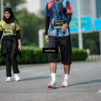 Runner Photo 6882582