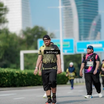 Runner Photo 6882657