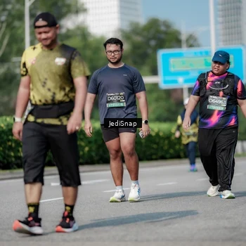 Runner Photo 6882675