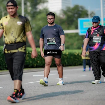 Runner Photo 6882678
