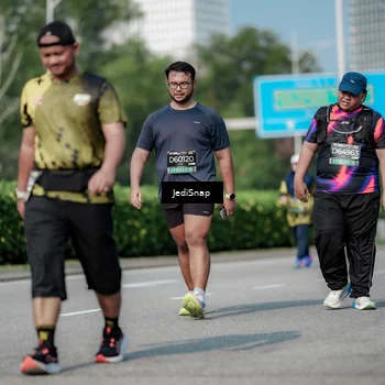 Runner Photo 6882679