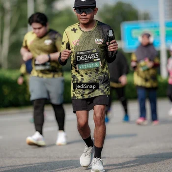 Runner Photo 6882710