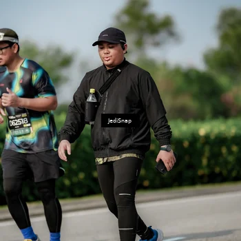 Runner Photo 6882740