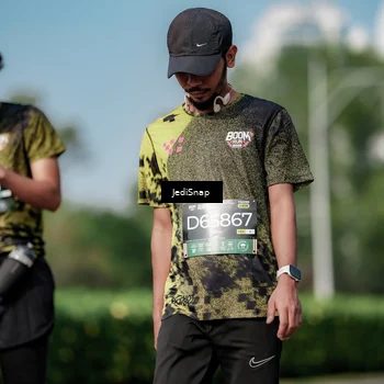 Runner Photo 6882742