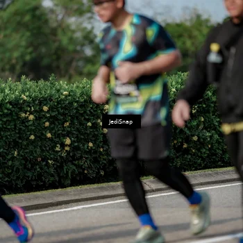 Runner Photo 6882743