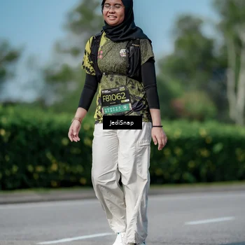 Runner Photo 6882774