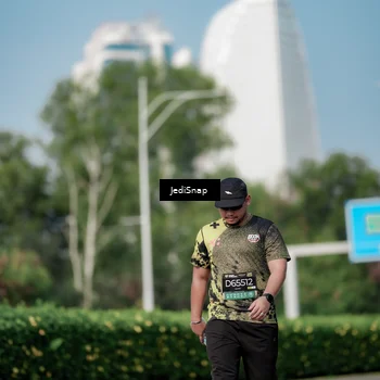 Runner Photo 6882807