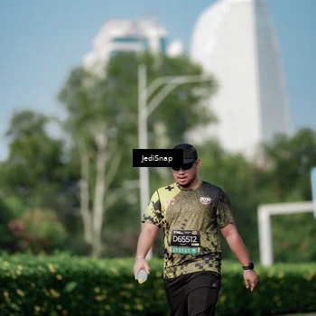 Runner Photo 6882816