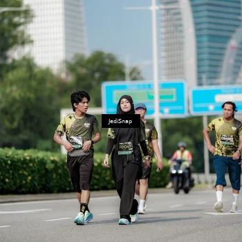 Runner Photo 6882826