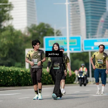 Runner Photo 6882827