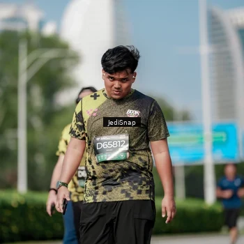 Runner Photo 6882848