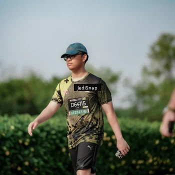 Runner Photo 6882853