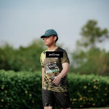 Runner Photo 6882869