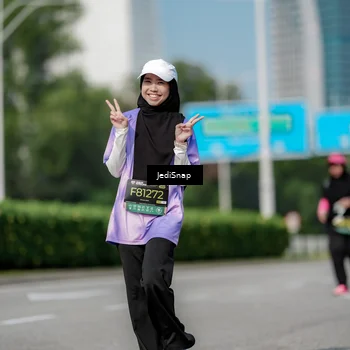 Runner Photo 6882874