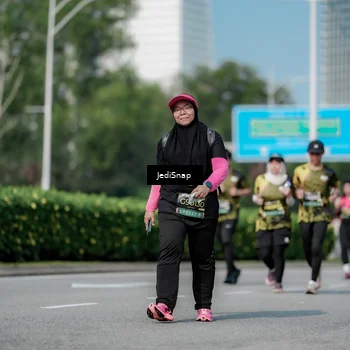 Runner Photo 6882877