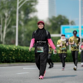 Runner Photo 6882889