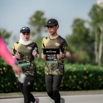 Runner Photo 6882907