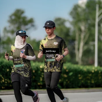 Runner Photo 6882910