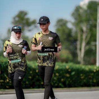 Runner Photo 6882911