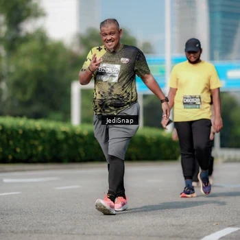 Runner Photo 6882948
