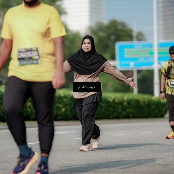 Runner Photo 6882970
