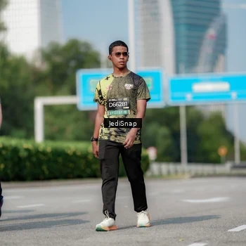 Runner Photo 6882992