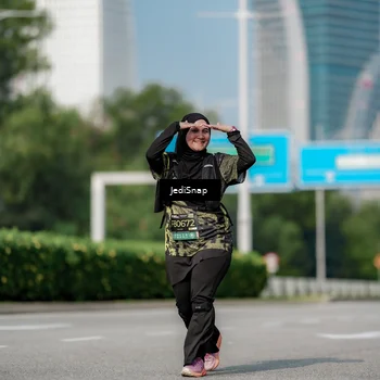 Runner Photo 6883004