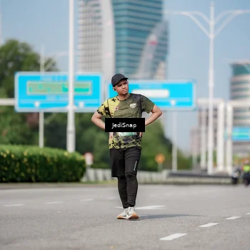 Runner Photo 6883009