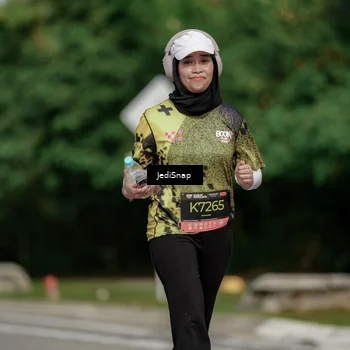 Runner Photo 6883036