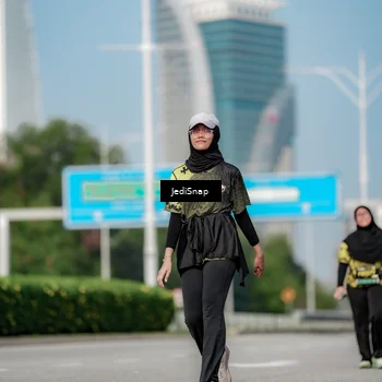 Runner Photo 6883038