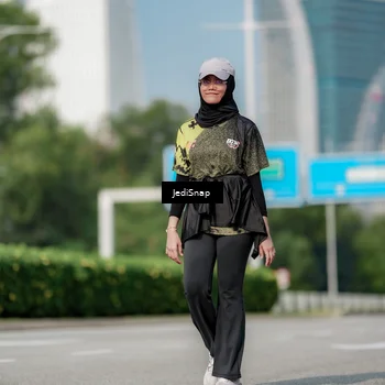 Runner Photo 6883047