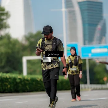 Runner Photo 6883077