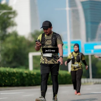 Runner Photo 6883080
