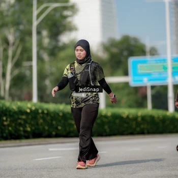 Runner Photo 6883084