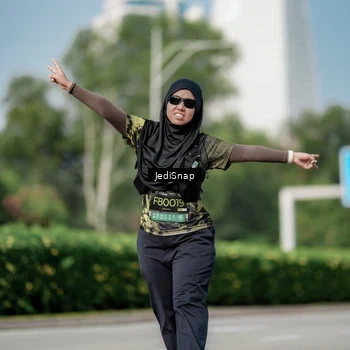 Runner Photo 6883106