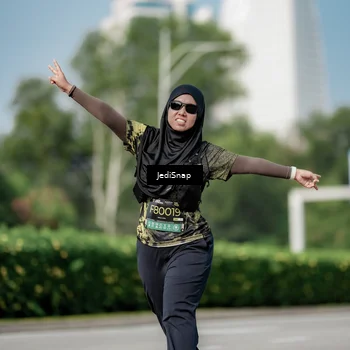 Runner Photo 6883114