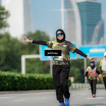Runner Photo 6883118