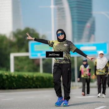 Runner Photo 6883122