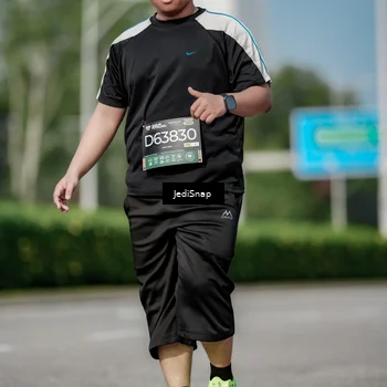 Runner Photo 6883147