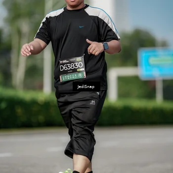 Runner Photo 6883162