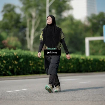 Runner Photo 6883190