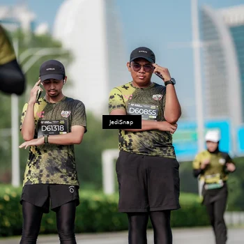 Runner Photo 6883240