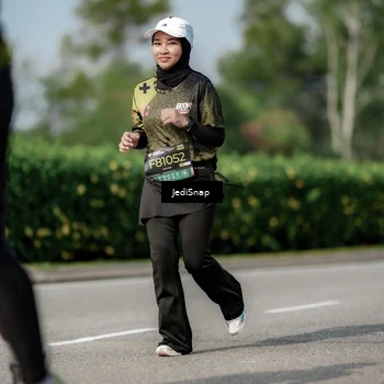 Runner Photo 6883253