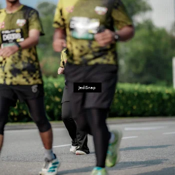Runner Photo 6883255