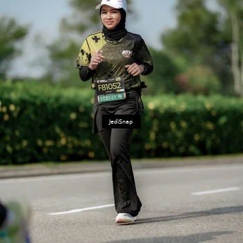 Runner Photo 6883262
