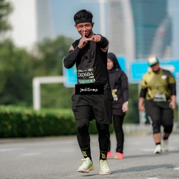 Runner Photo 6883279