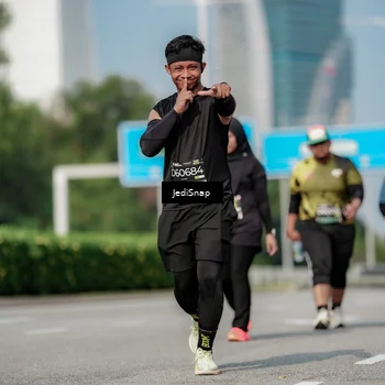 Runner Photo 6883285
